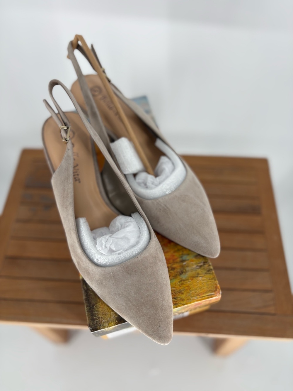New Bella Vita Scarlett Pointed Toe Slingback Pumps in Taupe Suede-size 9 WW